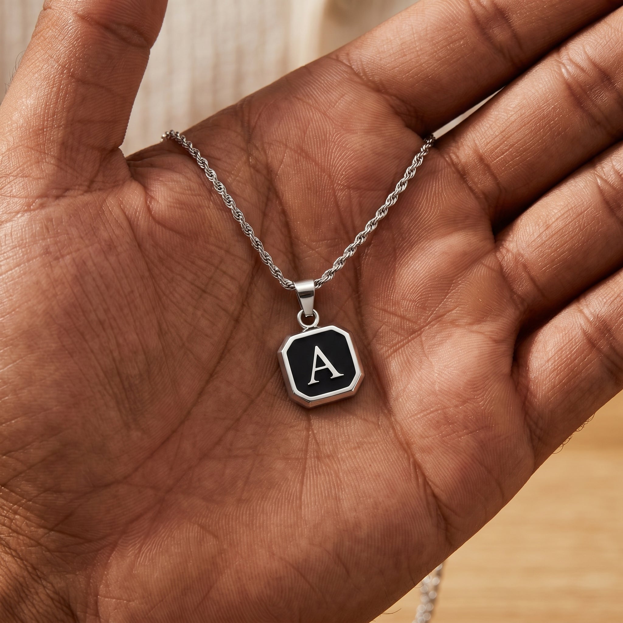 Initial Necklace "Signet"
